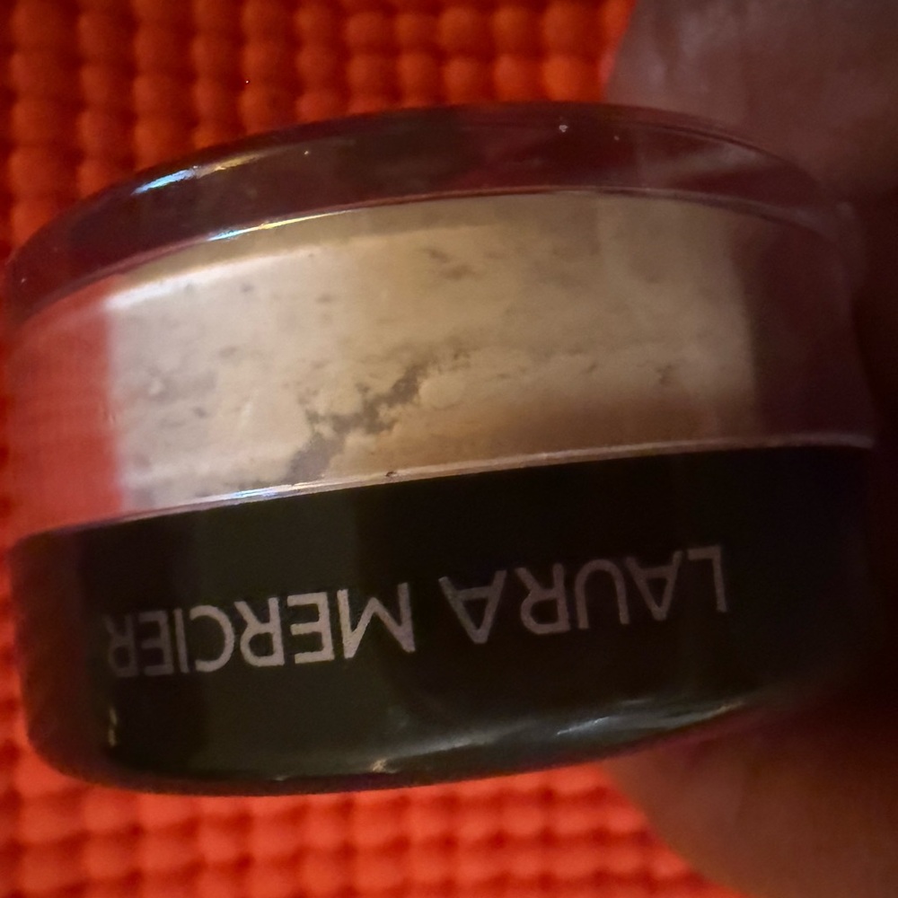 Laura Mercier Translucent Setting Powder